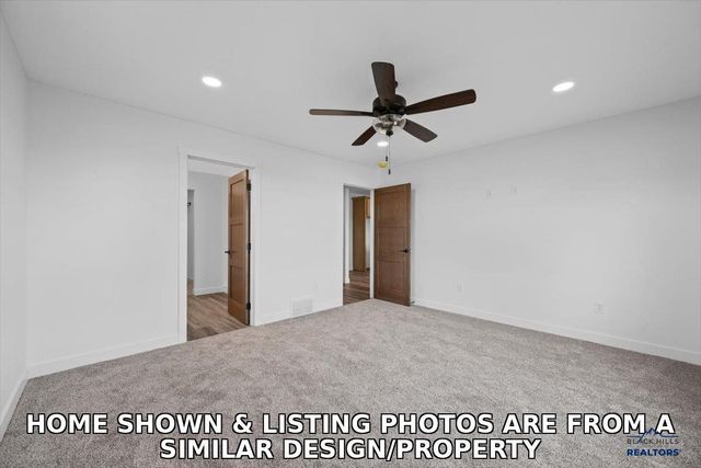 4832 PAHLMEYER DR, Rapid City, SD 57703