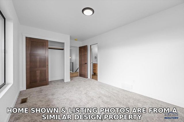 4832 PAHLMEYER DR, Rapid City, SD 57703