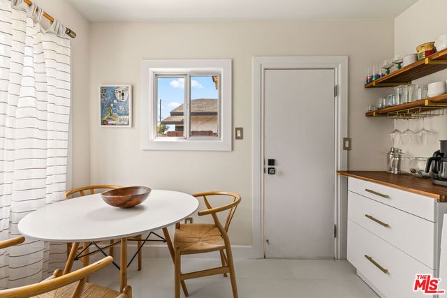 11202 Emelita Street, North Hollywood, CA 91601
