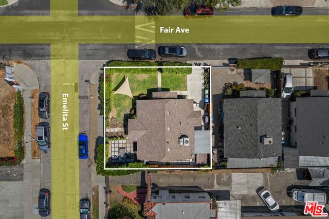 11202 Emelita Street, North Hollywood, CA 91601