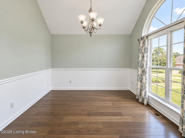 9605 Applewood Ct, Crestwood, KY 40014