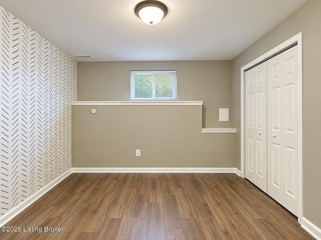 9605 Applewood Ct, Crestwood, KY 40014