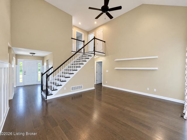 9605 Applewood Ct, Crestwood, KY 40014