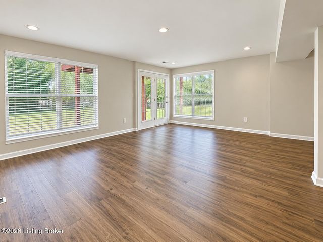 9605 Applewood Ct, Crestwood, KY 40014
