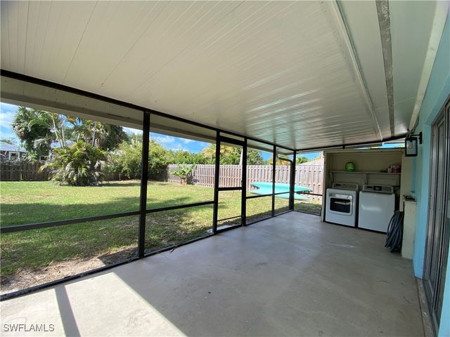 740 108th AVE N, Naples, FL 34108