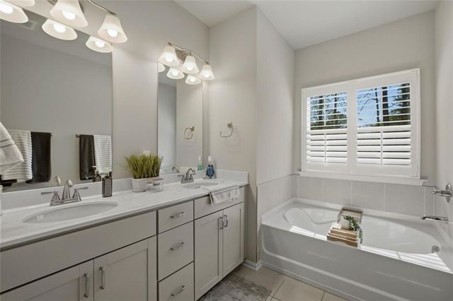 227 Witter Way, Woodstock, GA 30188