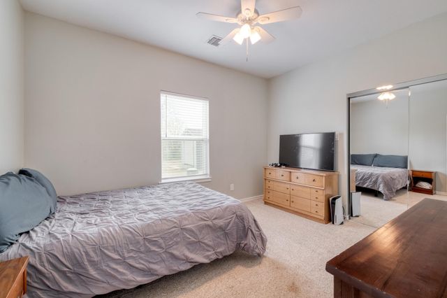 2950 County Road 484 RD, Elgin, TX 78621