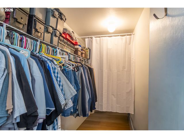 180 NESTUCCA Ln, Roseburg, OR 97471