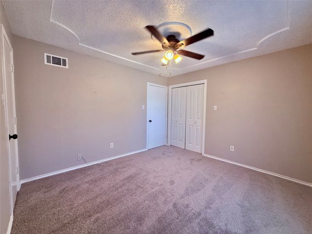 4804 Fawn Valley Court, Arlington, TX 76017