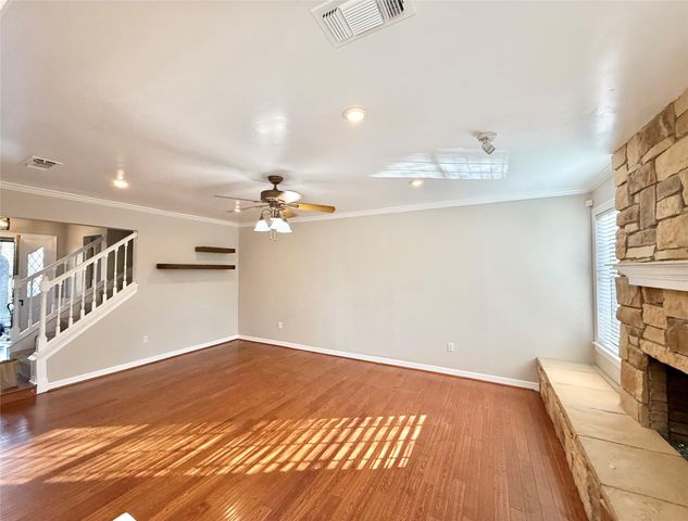 4804 Fawn Valley Court, Arlington, TX 76017