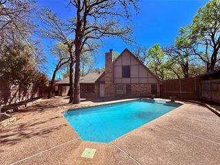 4804 Fawn Valley Court, Arlington, TX 76017