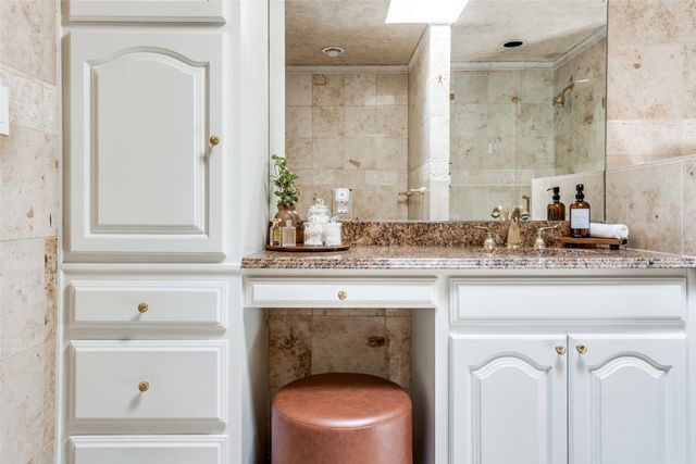 4556 Belclaire Avenue, Highland Park, TX 75205