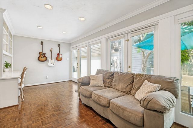 4556 Belclaire Avenue, Highland Park, TX 75205