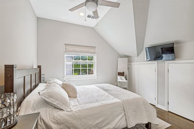 4556 Belclaire Avenue, Highland Park, TX 75205