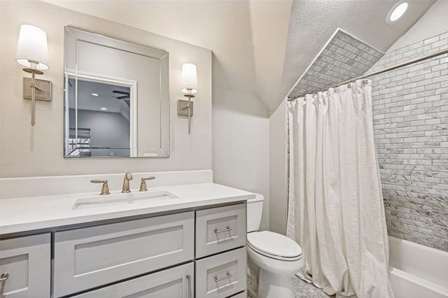 4556 Belclaire Avenue, Highland Park, TX 75205