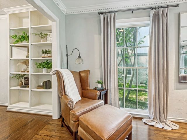 4556 Belclaire Avenue, Highland Park, TX 75205