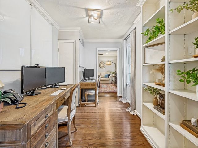 4556 Belclaire Avenue, Highland Park, TX 75205