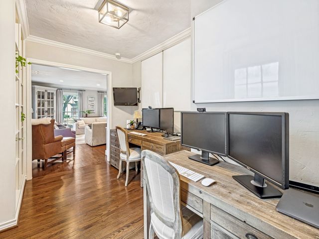 4556 Belclaire Avenue, Highland Park, TX 75205