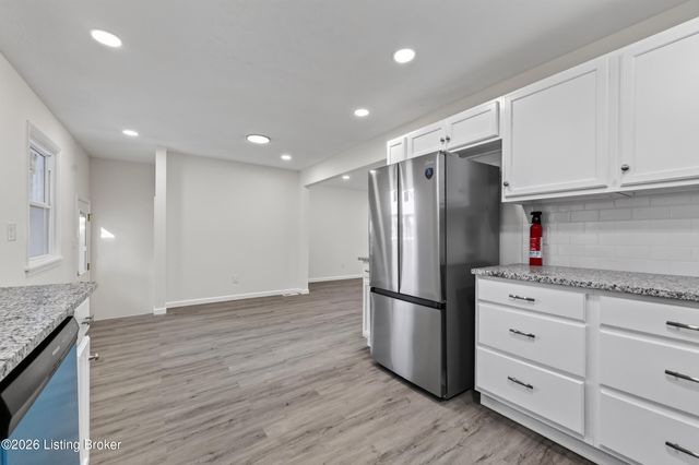 1423 Hobart Dr, Louisville, KY 40216