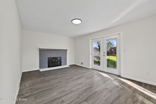 1423 Hobart Dr, Louisville, KY 40216