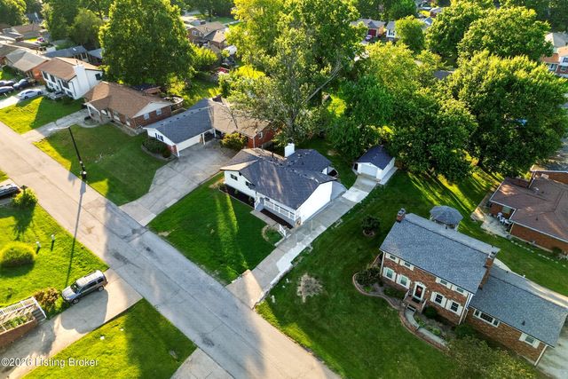 1423 Hobart Dr, Louisville, KY 40216