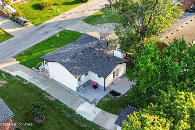1423 Hobart Dr, Louisville, KY 40216