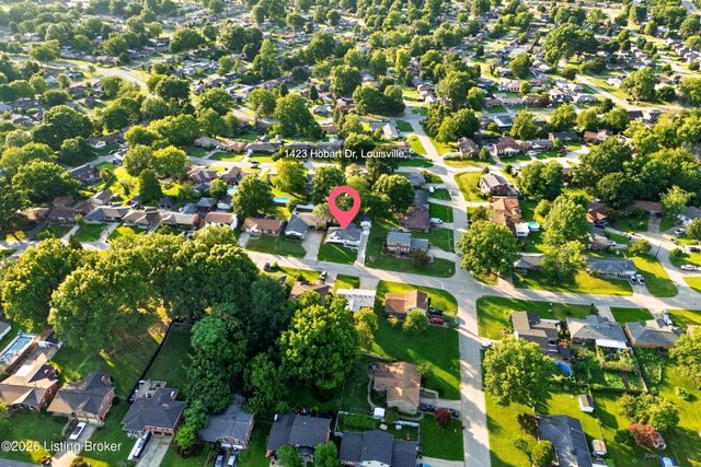 1423 Hobart Dr, Louisville, KY 40216