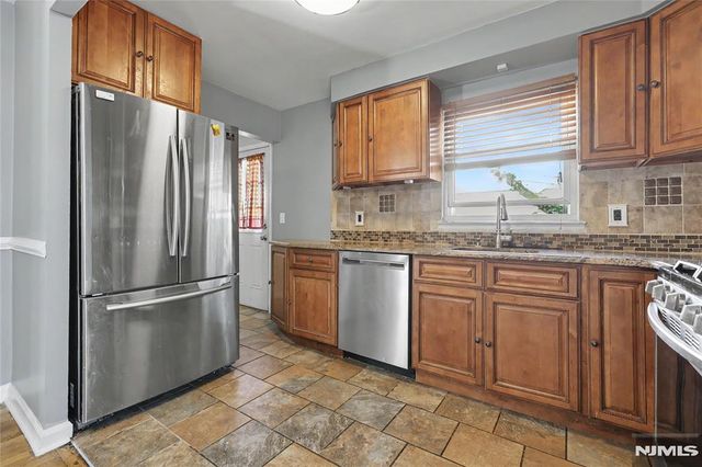 68 16th Avenue, Elmwood Park, NJ 07407