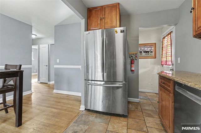 68 16th Avenue, Elmwood Park, NJ 07407