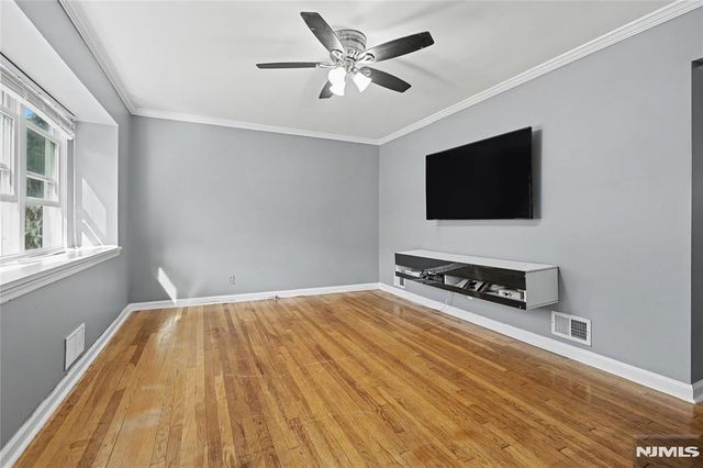 68 16th Avenue, Elmwood Park, NJ 07407