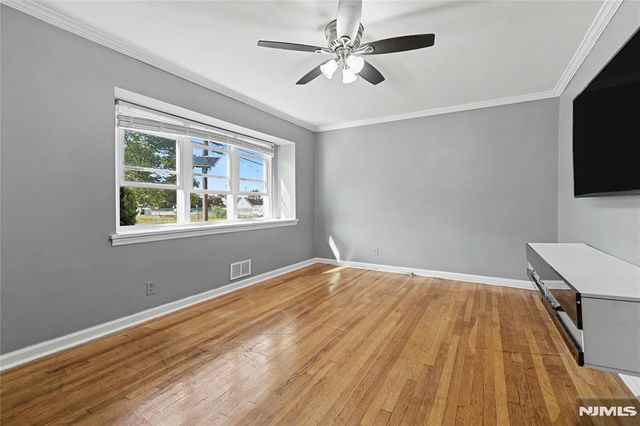 68 16th Avenue, Elmwood Park, NJ 07407
