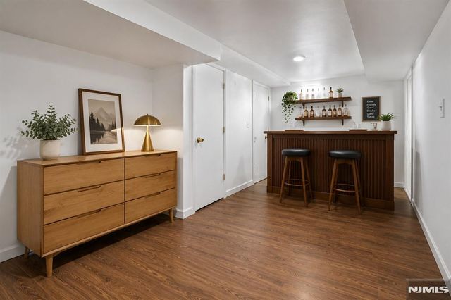 68 16th Avenue, Elmwood Park, NJ 07407