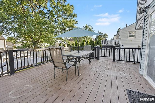 68 16th Avenue, Elmwood Park, NJ 07407