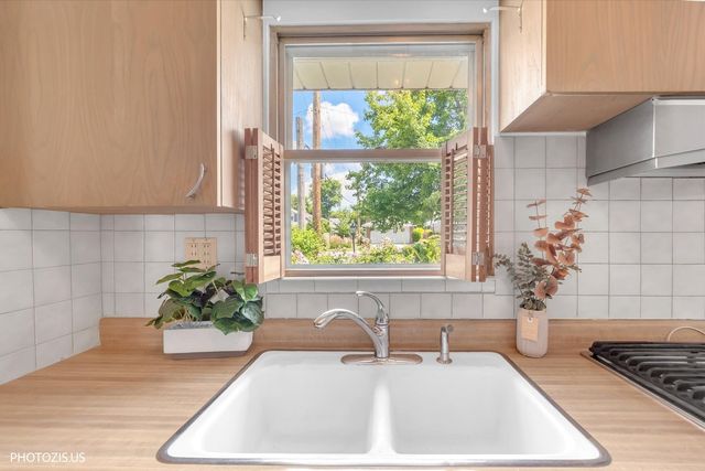 4707 Fairview Avenue, Downers Grove, IL 60515