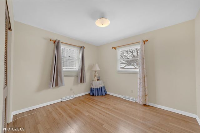 4707 Fairview Avenue, Downers Grove, IL 60515