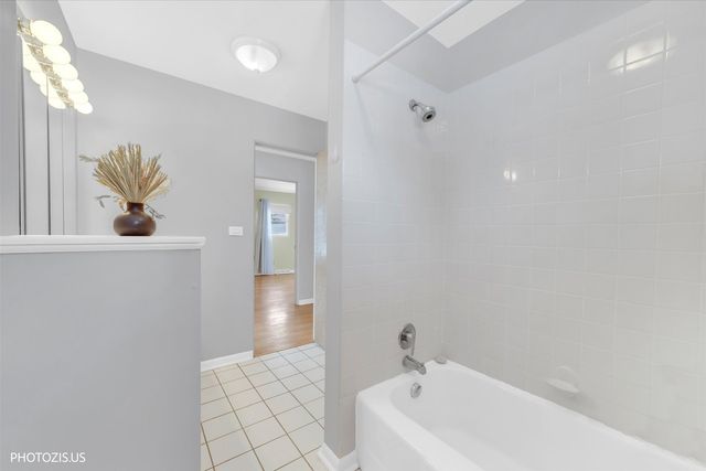 4707 Fairview Avenue, Downers Grove, IL 60515