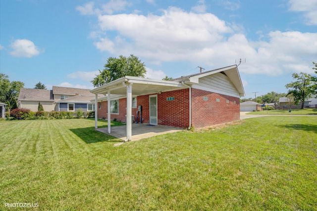 4707 Fairview Avenue, Downers Grove, IL 60515