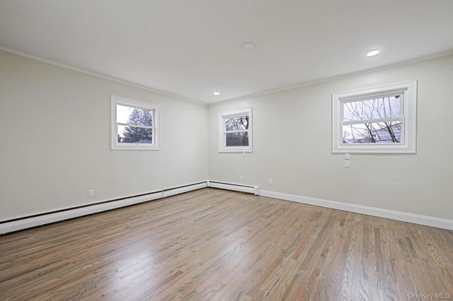 12 Crabapple Lane, Commack, NY 11725