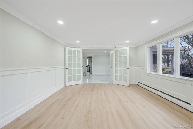 12 Crabapple Lane, Commack, NY 11725