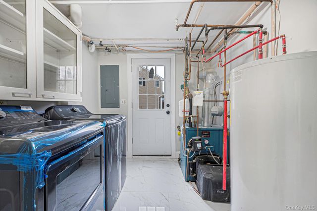 12 Crabapple Lane, Commack, NY 11725