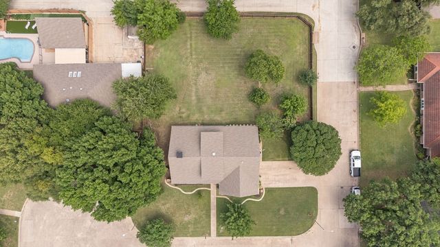 1602 Lancelot Circle, Grand Prairie, TX 75050