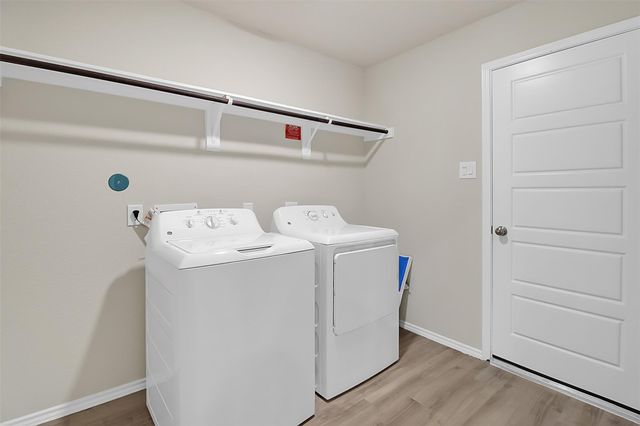 7710 Squall Lane, Baytown, TX 77523