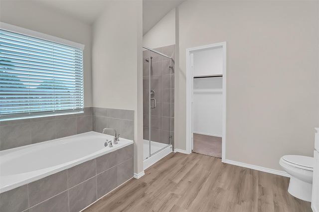 7710 Squall Lane, Baytown, TX 77523