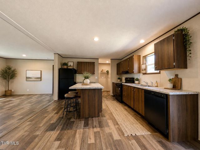 1211 Conklin Road, Jonesborough, TN 37659