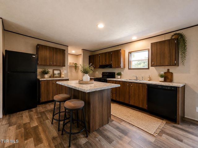 1211 Conklin Road, Jonesborough, TN 37659