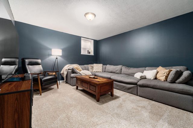 6323 Royal Tern Crossing, 49, Columbus, OH 43230