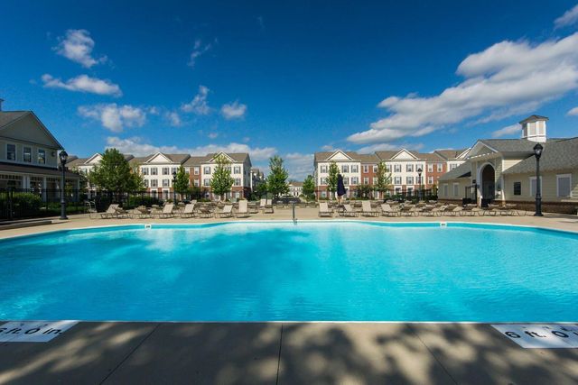 6323 Royal Tern Crossing, 49, Columbus, OH 43230