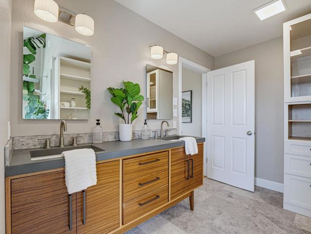 700 Meadowridge Road, Watsonville, CA 95076