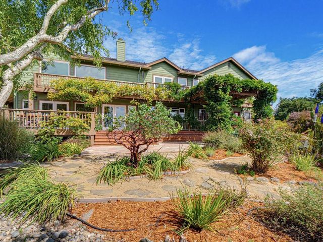 700 Meadowridge Road, Watsonville, CA 95076