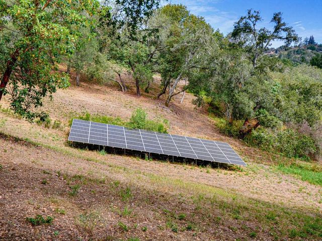 700 Meadowridge Road, Watsonville, CA 95076